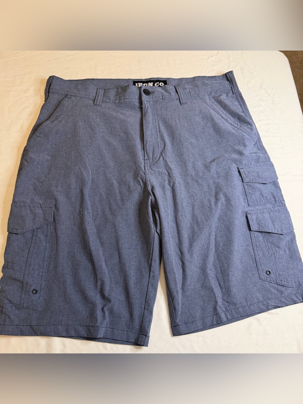Iron Co. Men’s Blue Cargo Shorts Size 36 Lightweight Utility Casual